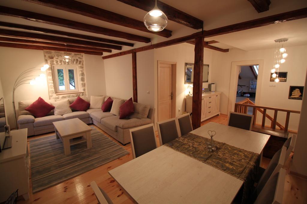 Villa Mima โกตอร์ ภายนอก รูปภาพ